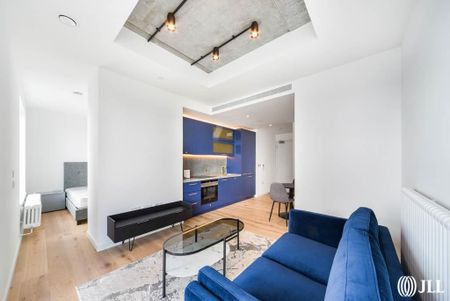 Studio to rent - Photo 2