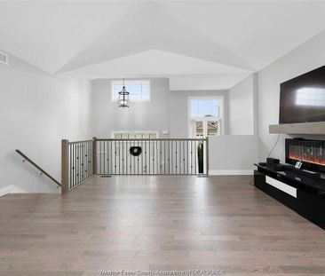 For Lease - 192 LENNOX Avenue, Essex, Ontario - Photo 1