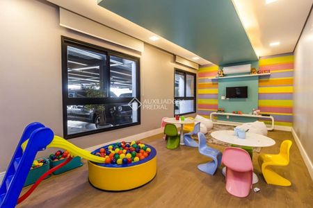 Apartamento com 4 quartos e 182m² para alugar em Menino Deus, Porto Alegre. - Photo 5