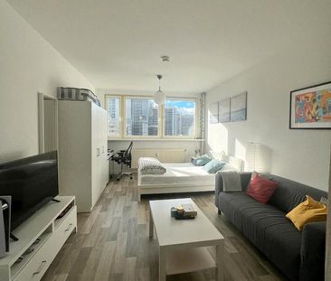 1 Zimmer Apartment mit toller Aussicht - Berlin Mitte - Foto 1