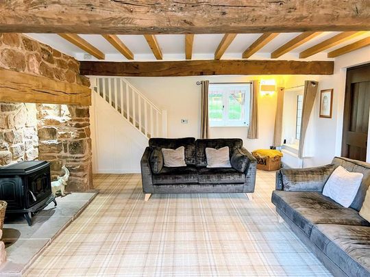 5 bedroom detached house to rent - Photo 1