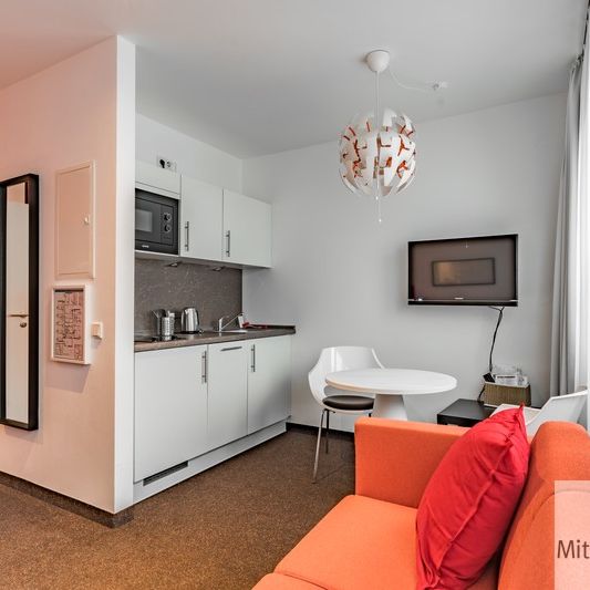 Apartment mit gehobener Komplettausstattung am Nürnberger Hafen - Photo 1