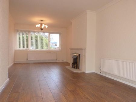 3 bedroom semi-detached house to rent - Photo 2