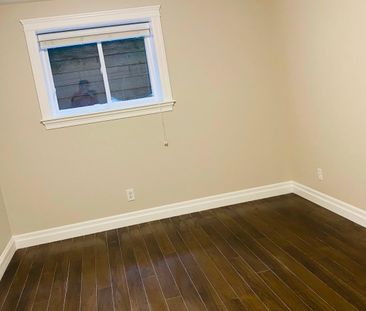 Bright & Spacious Two Bedroom Suite - Photo 3