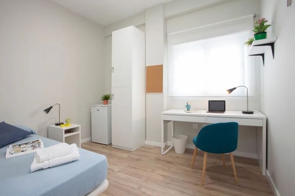 Carrer Jaume Roig, Rocafort, Valencian Community 46111 - Photo 1