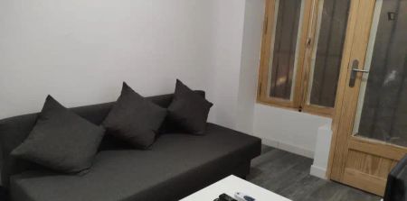 Valencia - Photo 2