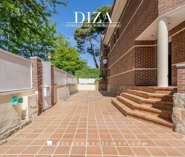 4 bedroom luxury Villa for rent in Madrid, Autonomous Region of Madrid - Photo 6