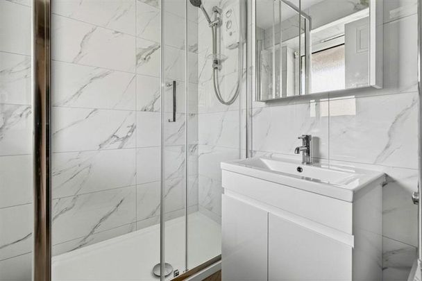 Bartholomew Street, Borough, SE1 - Photo 1