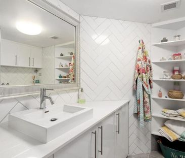 Relaxed Palm Beach Living - Photo 6