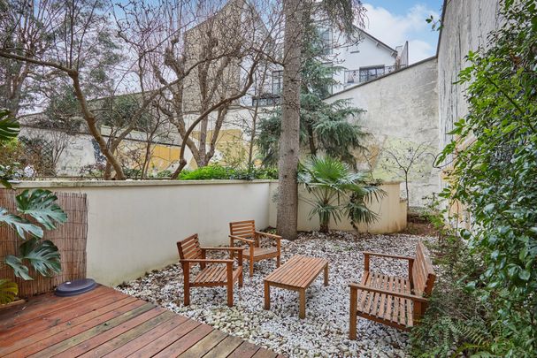 Location appartement, Paris 16ème (75016), 2 pièces, 49.76 m², ref 85454011 - Photo 1