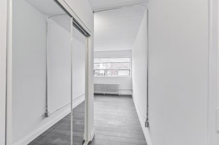 For Lease - 325 Sammon Avenue Unit# 201, Toronto, Ontario - Photo 3