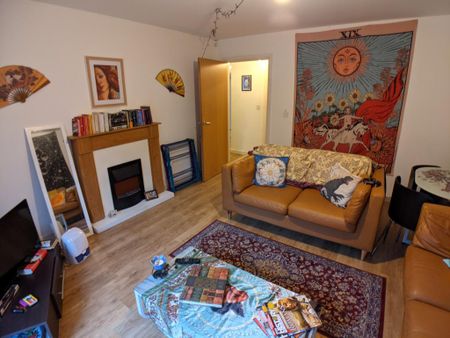 2 bedroom flat to rent - Photo 5