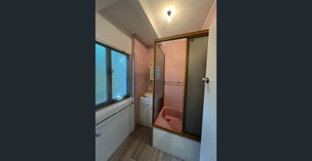 1-Bedroom Flat in the Heart of Sandgate - Photo 4