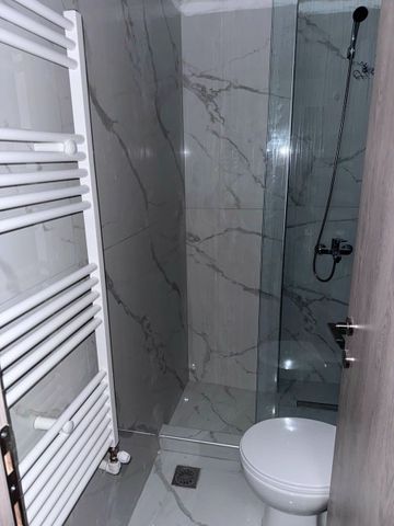 Studio/Γκαρσονιέρα για ενοικίαση Ρήγα Φεραίου (Συκιές) - Photo 4