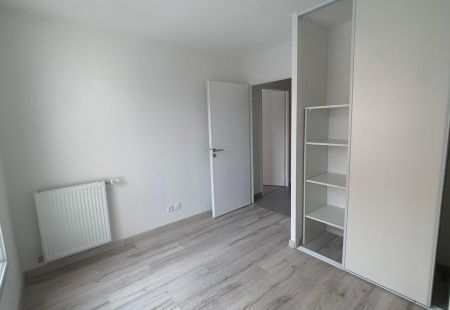 Appartement T3 à GRENOBLE - Photo 2