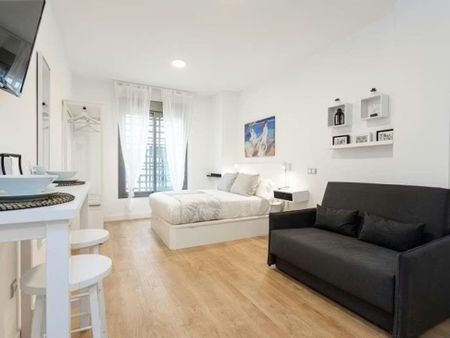 Calle Dos Aceras, Málaga, Andalusia 29012 - Photo 3