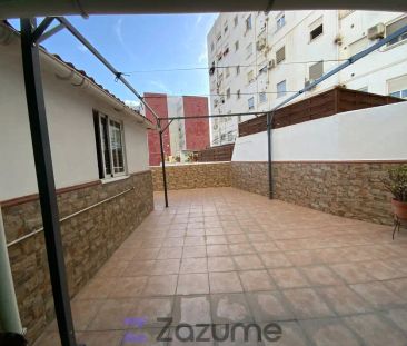 Valencia - Photo 1