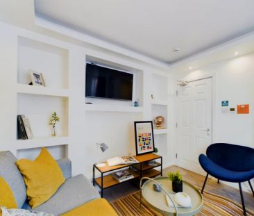 6 Bedroom House - Photo 6