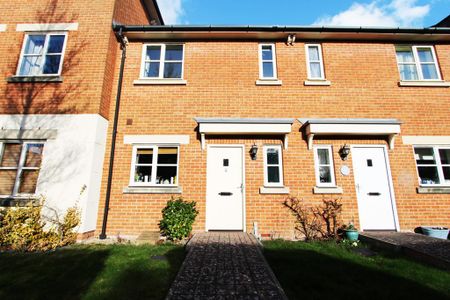 3 bedroom terraced house to rent - Photo 4