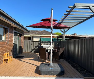 Springvale - Photo 1