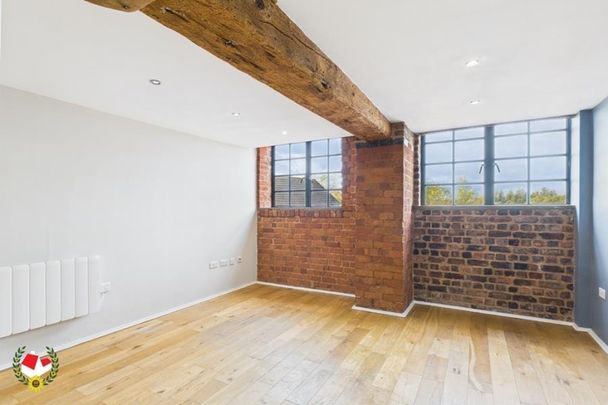 Lock Warehouse, The Docks, Gloucester - Photo 1