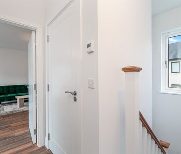 33 Woodbrook Grove, Dublin Road, Bray, Co Wicklow, A98 W7K4 - Photo 2