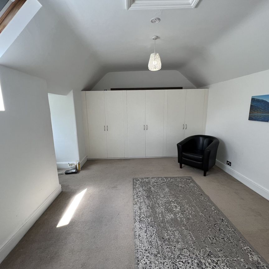 Large 2 bedroom Apartment for rent - Photo 1