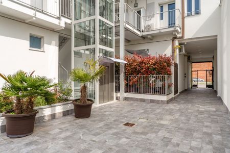 Via Novara, Milan, Lombardy 20153 - Photo 3