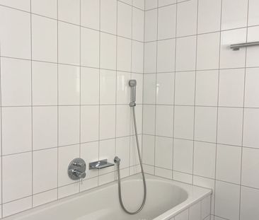 3.5-Zimmer Erdgeschosswohnung mit Wintergarten! - Foto 2