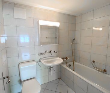 2.5 Zimmer, 62 m², 2. Stock - Photo 3