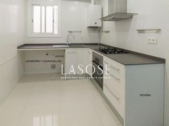 183m² Penthouse to rent in Fort Pienc, Barcelona - Photo 1