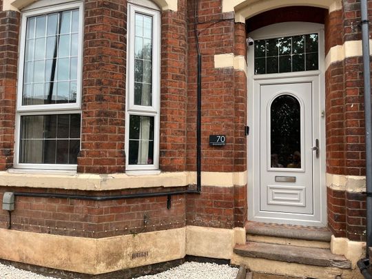 Room in a Shared House, Grosvenor Road, CV1 - Photo 1