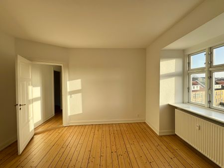 Lys og hyggelig 2-værelses lejlighed tæt på Østre Anlæg - Photo 2