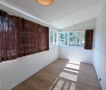 Charming Three-Bedroom Family Home in a Convenient Location for Lease - Photo 2