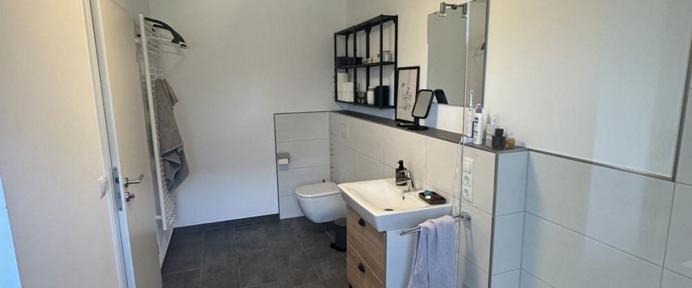 große Oberwohnung im Zentrum von Aschendorf - Foto 1