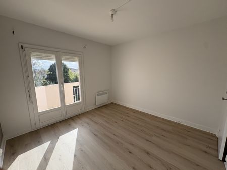 Location Maison 4 pièces 67m² BON ENCONTRE 47240 - Photo 2