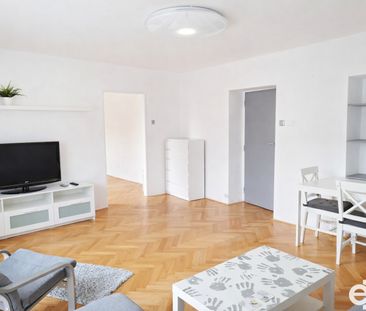 Pronájem bytu 2+1 65 m² - Photo 1