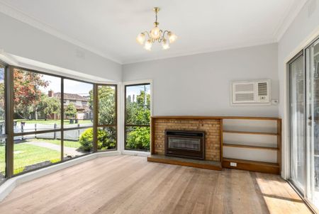 11a Third Street, Parkdale VIC 3195 - House For Rent | Domain - Photo 5