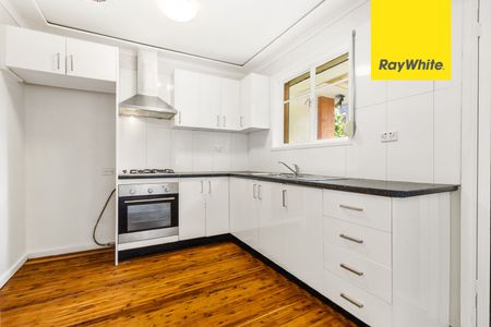 Available 15th Dec - Move in before Christmas - Photo 2