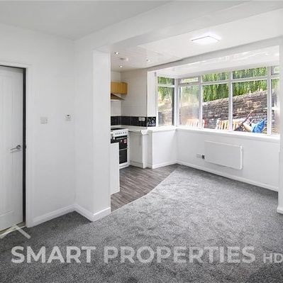 Swan Lane, Lockwood, Huddersfield - Photo 1