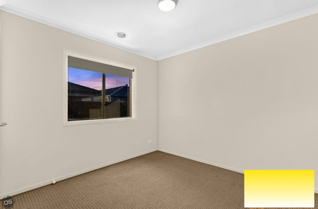 The Grove Estate Gem - Perfect for Families - Photo 3