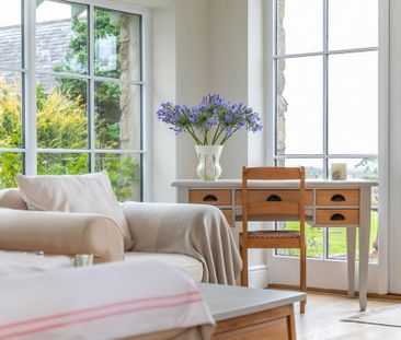 5 bedroom detached house to rent - Photo 1