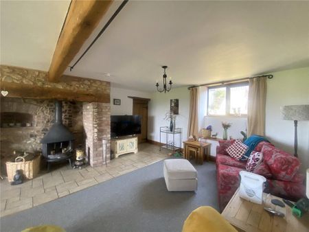 3 bedroom semi-detached house to rent - Photo 2
