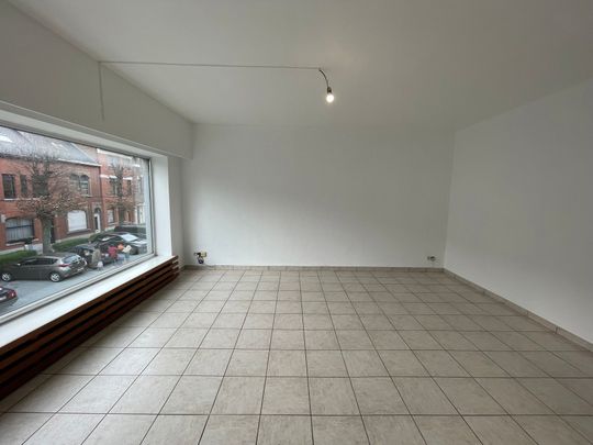 NINOVE - Gerenoveerd appartement vlakbij het centrum. - Foto 1