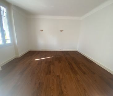 Location Maison 5 pièces 152m² ST ASTIER 24110 - Photo 2