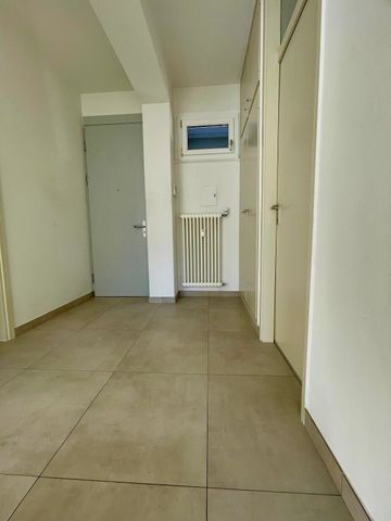 2.5 Zimmer, 57 m², 3. Stock - Photo 5