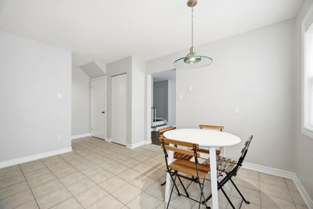 For Lease - 674 Francis Road, Burlington, Ontario - Photo 4