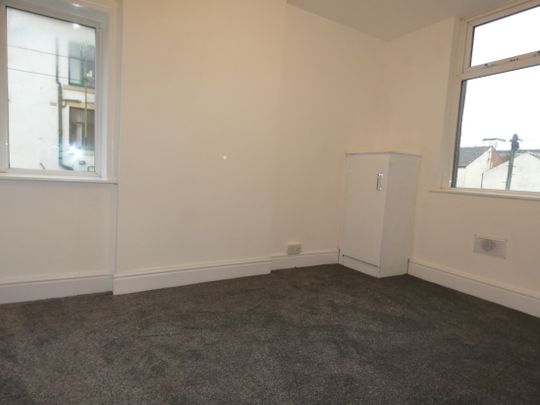 Nelson Rd 2FF - Photo 1