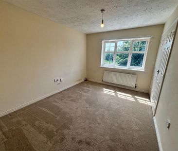 3 bedroom detached house to rent - Photo 6