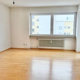 LET`S GO WEST ** Helle 2 Zi. Wohnung – mit großem Balkon und Einbauküche** - Photo 1